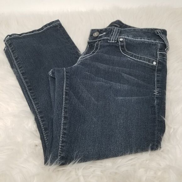 Maurices Blingy Pocket Cropped Jeans. Size Small. - Picture 9 of 15